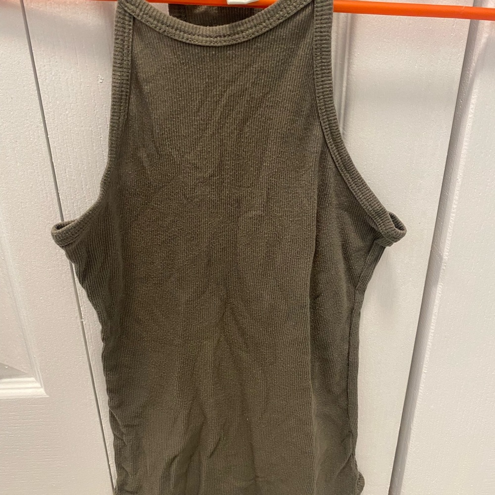 Bozzolo army green tank size small